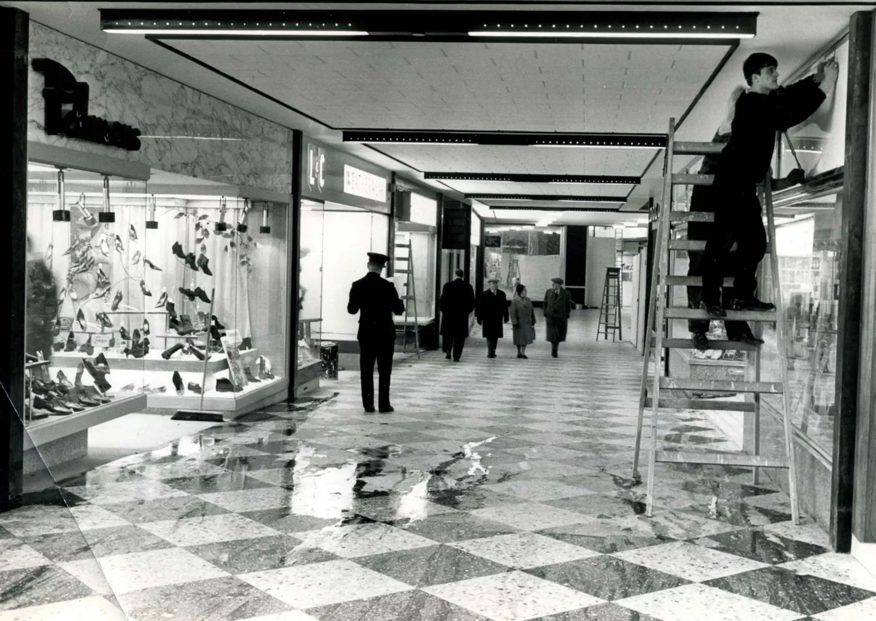 grosvenor shopping centre chester